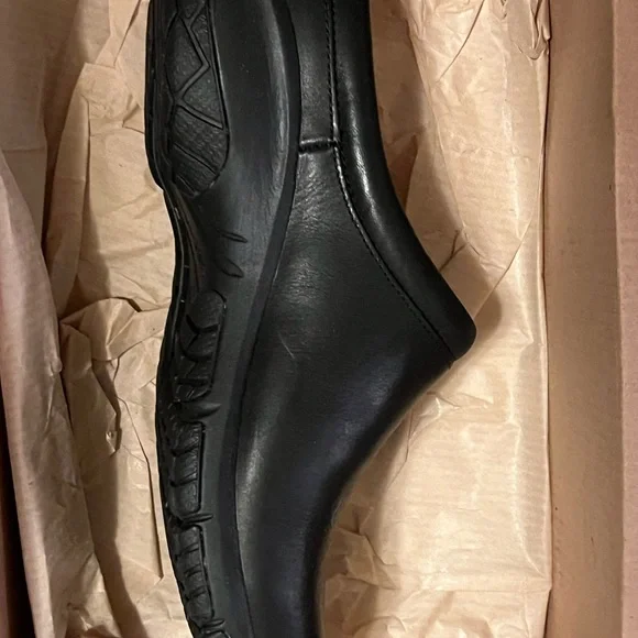 Merrell Encore Nova 2 Slip-On Shoes – Women’s 7 – Black – New in Box - Picture 4 of 6